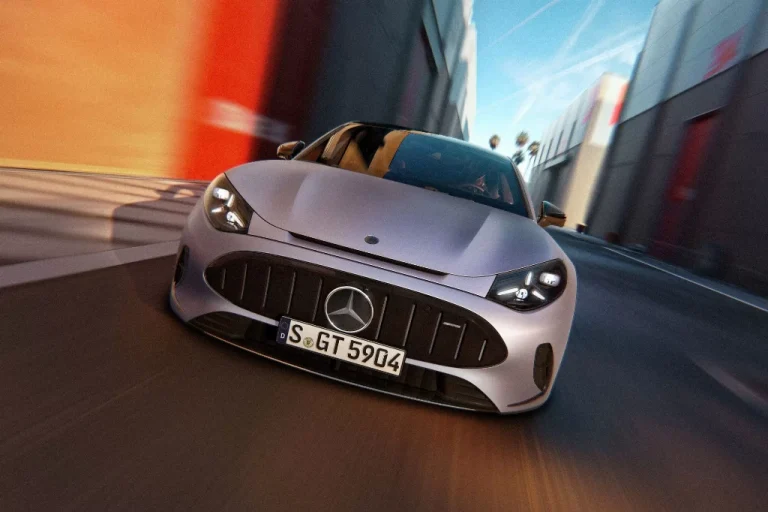 Від 115 430 євро: Mercedes-Benz показав “молодший” суперкар на електротязі
