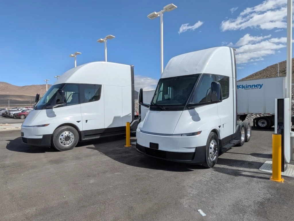 Tesla Semi приїде до Європи: компанія назвала дату прем’єри