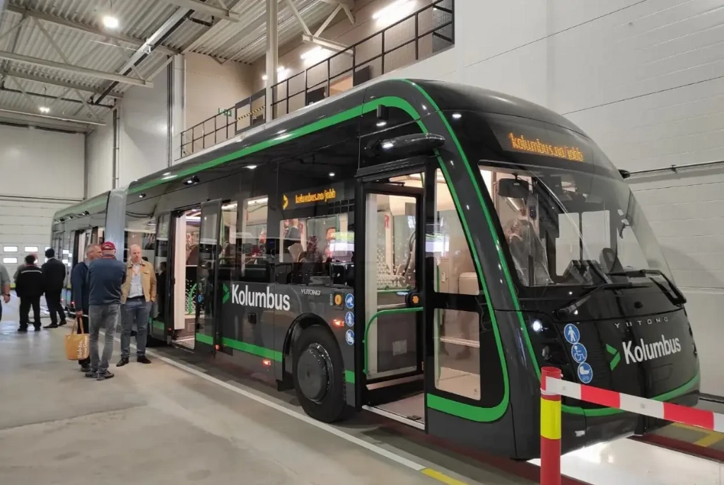 Новий електробус Yutong для Європи вийшов дуже схожим на іспанський Irizar