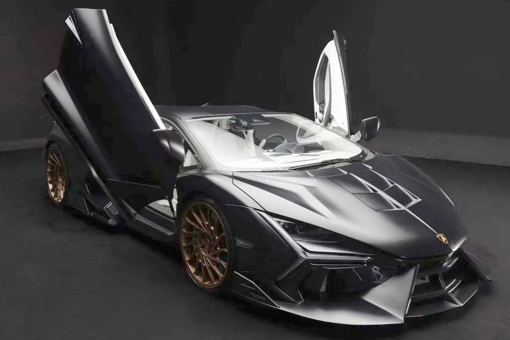 Ательє Venuum доопрацювало суперкар Lamborghini Revuelto
